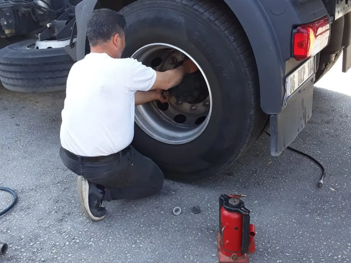 Kiğı Oto Lastikçi